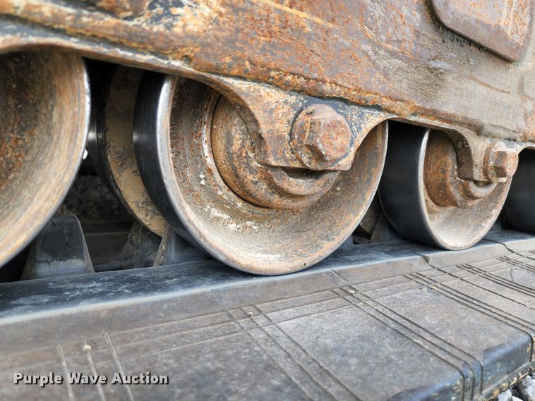 image for item JB9069 2018 John Deere 333G  tracked skid steer loader