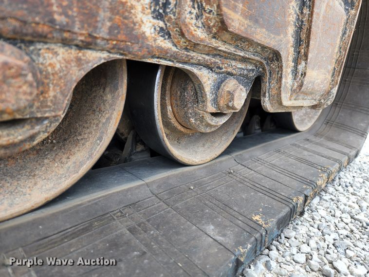 image for item JB9069 2018 John Deere 333G  tracked skid steer loader