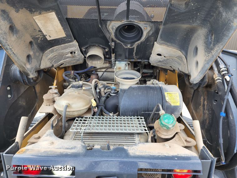 image for item JB9069 2018 John Deere 333G  tracked skid steer loader