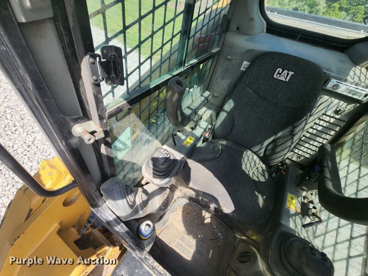 image for item JB9071 2014 Caterpillar 287D  tracked skid steer loader