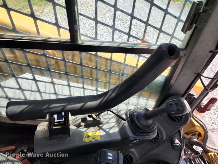 image for item JB9071 2014 Caterpillar 287D  tracked skid steer loader