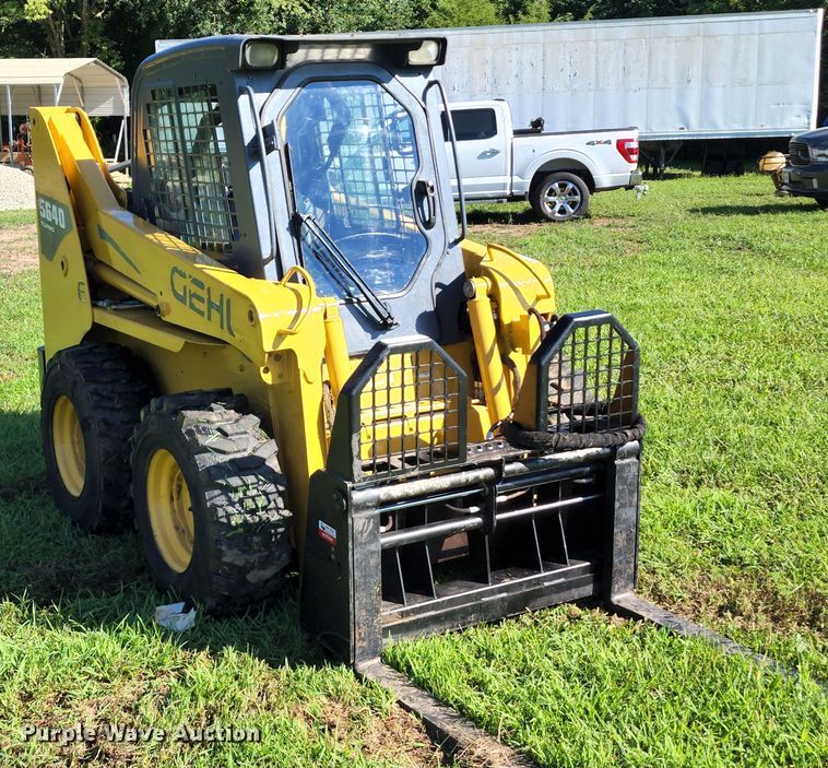 image for item JB9078 2007 Gehl 5640E Turbo  skid steer loader