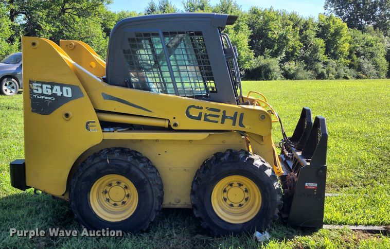 image for item JB9078 2007 Gehl 5640E Turbo  skid steer loader