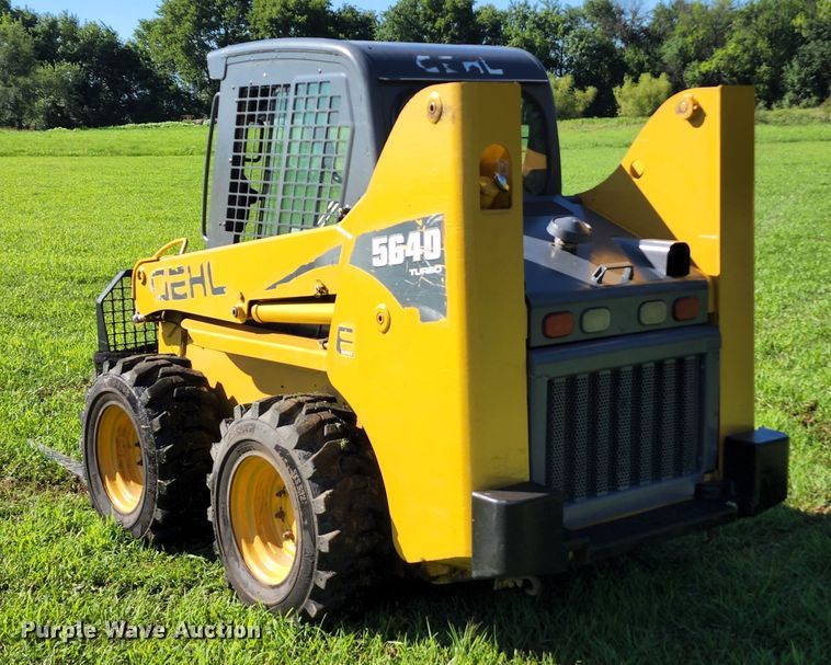 image for item JB9078 2007 Gehl 5640E Turbo  skid steer loader