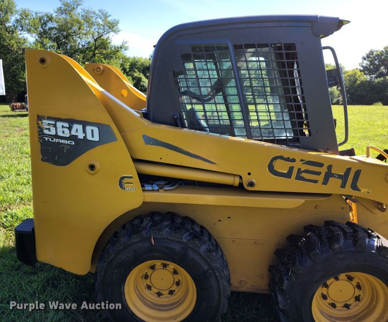 image for item JB9078 2007 Gehl 5640E Turbo  skid steer loader