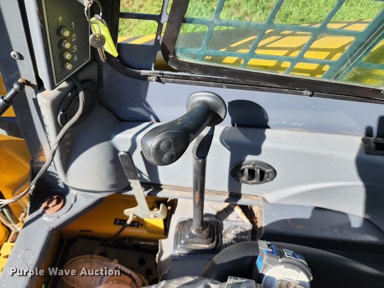 image for item JB9078 2007 Gehl 5640E Turbo  skid steer loader