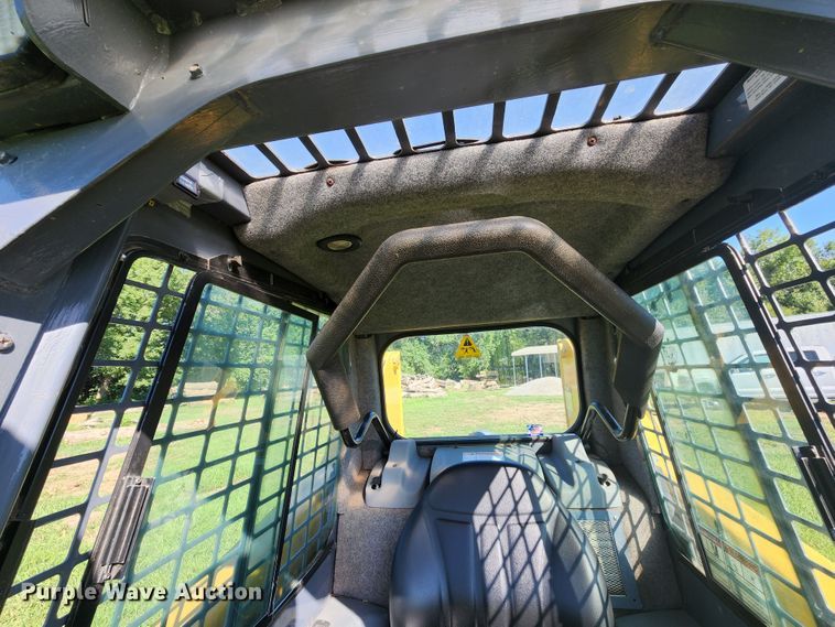 image for item JB9078 2007 Gehl 5640E Turbo  skid steer loader