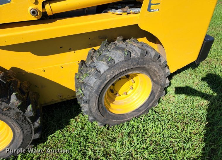 image for item JB9078 2007 Gehl 5640E Turbo  skid steer loader