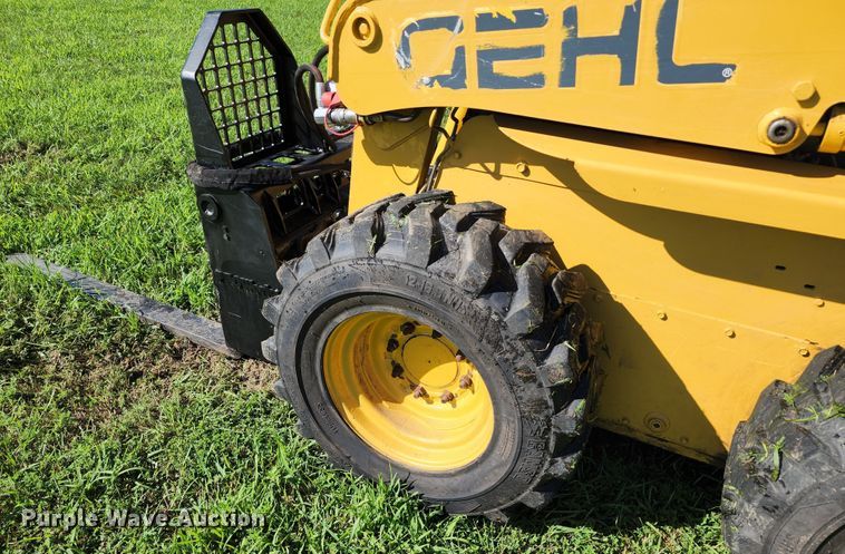 image for item JB9078 2007 Gehl 5640E Turbo  skid steer loader