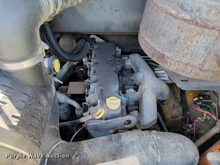 image for item JB9078 2007 Gehl 5640E Turbo  skid steer loader