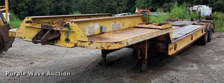 image for item JB9088 1978 Vulcan  drop deck equipment trailer