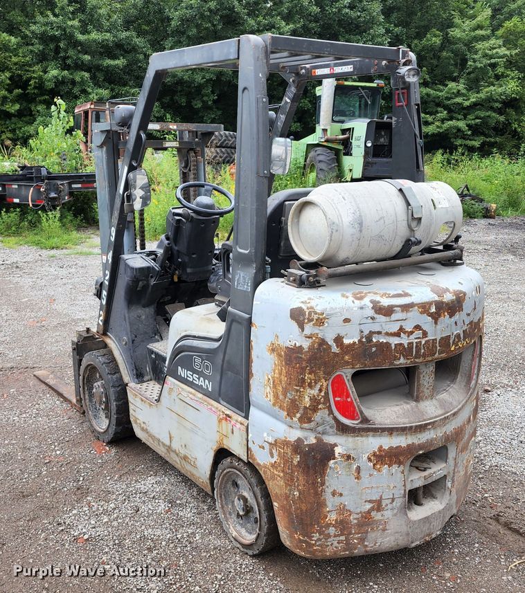 image for item JB9089 Nissan 60  forklift