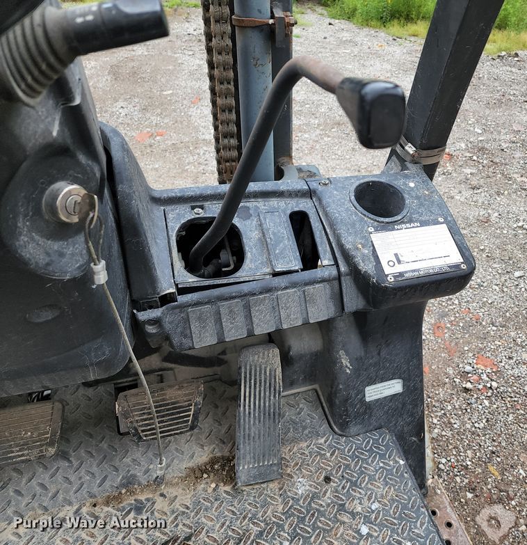 image for item JB9089 Nissan 60  forklift