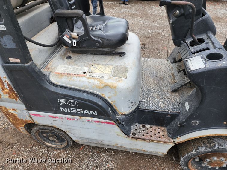 image for item JB9089 Nissan 60  forklift