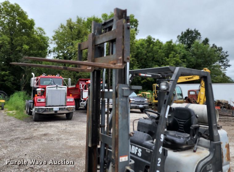 image for item JB9089 Nissan 60  forklift