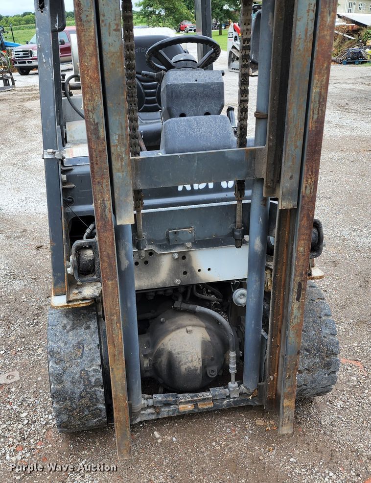 image for item JB9089 Nissan 60  forklift