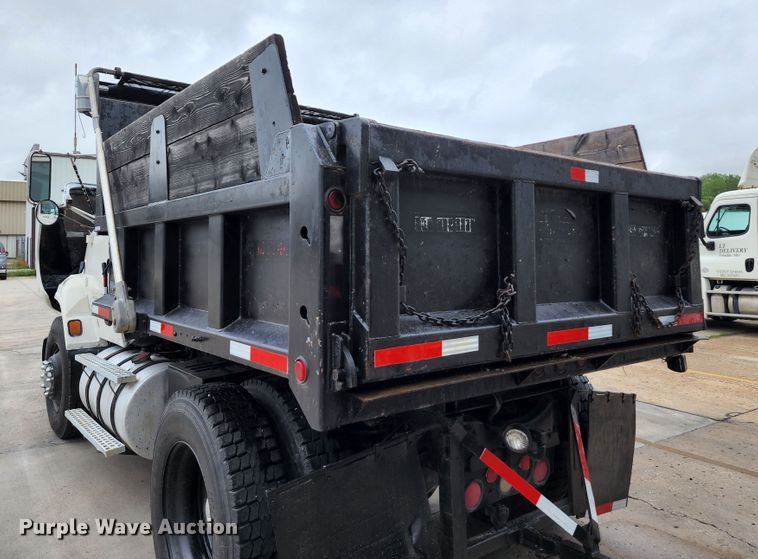 image for item JB9091 1993 Ford L9000  dump truck