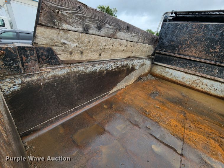 image for item JB9091 1993 Ford L9000  dump truck