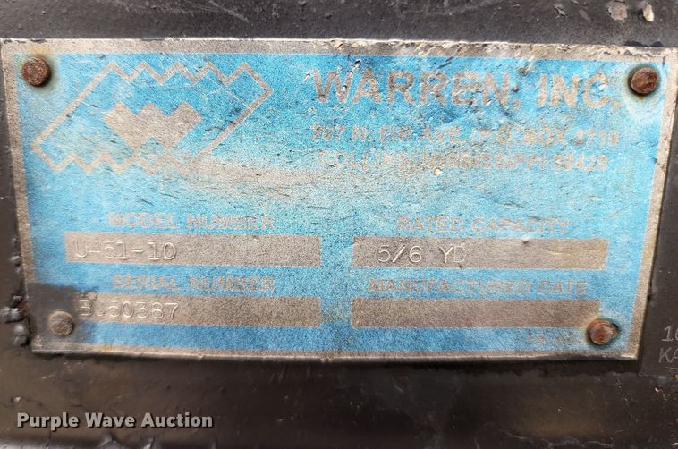 image for item JB9091 1993 Ford L9000  dump truck