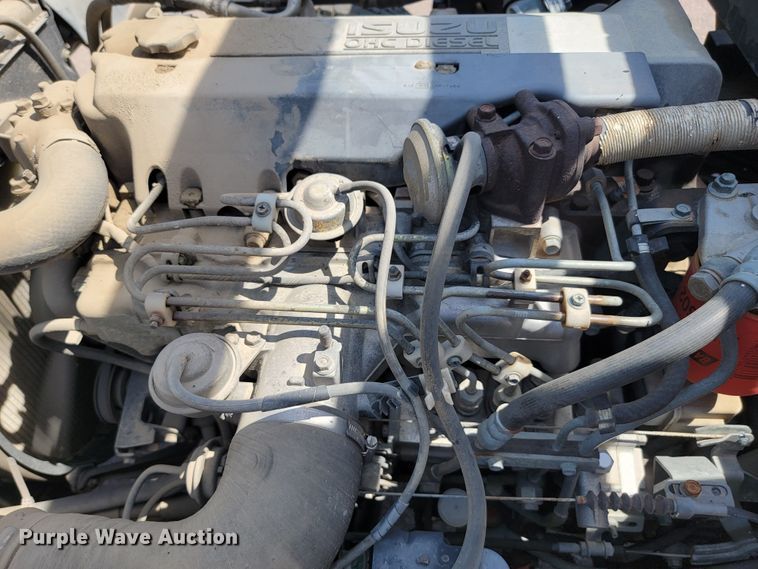 image for item JC9668 2003 GMC W4500  flatbed truck