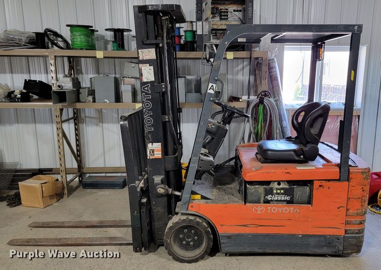 image for item JC9679 Toyota 5FBE18  forklift