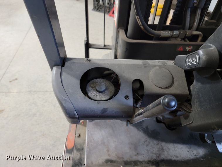 image for item JC9679 Toyota 5FBE18  forklift