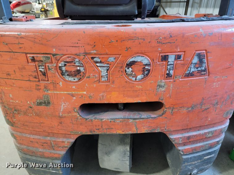image for item JC9679 Toyota 5FBE18  forklift
