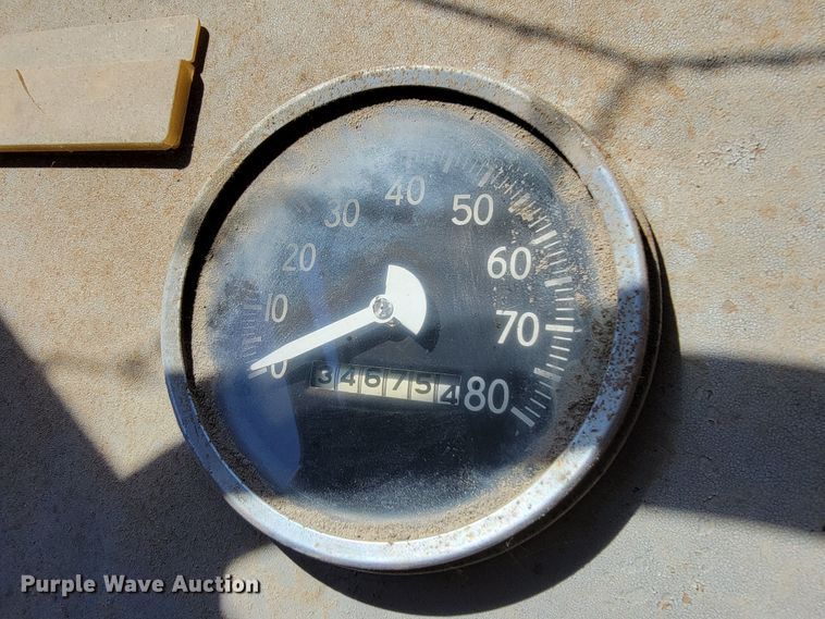 image for item JC9683 1963 International DC0405  semi truck