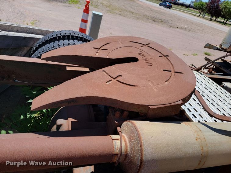 image for item JC9683 1963 International DC0405  semi truck