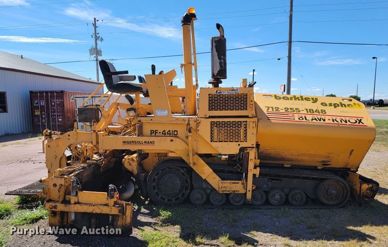 image for item JC9687 Blaw-Knox PF4410  paver