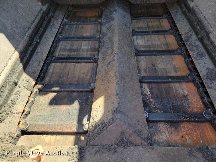 image for item JC9687 Blaw-Knox PF4410  paver