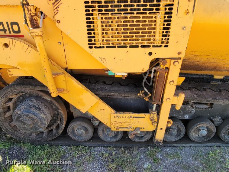 image for item JC9687 Blaw-Knox PF4410  paver