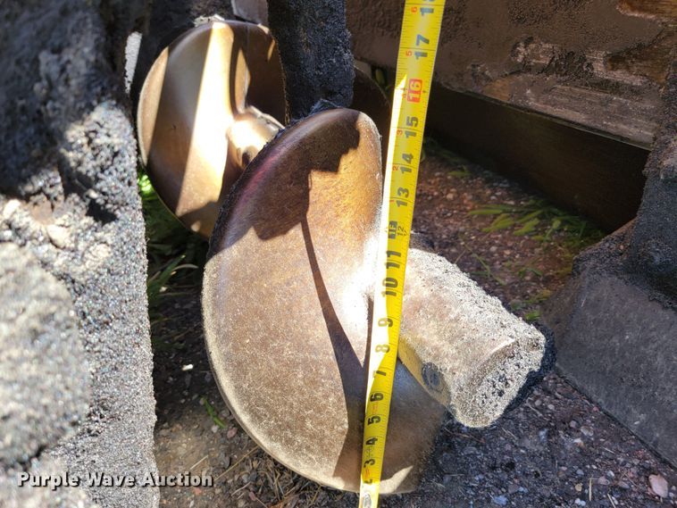 image for item JC9687 Blaw-Knox PF4410  paver