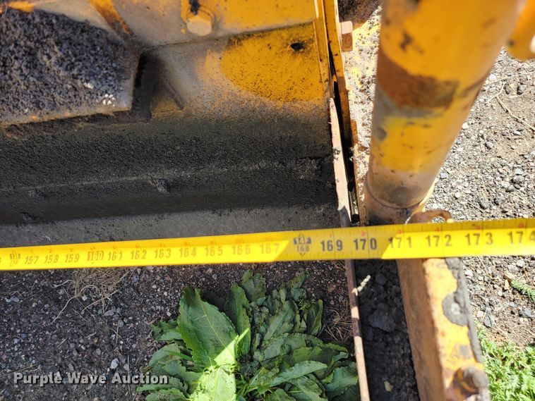 image for item JC9687 Blaw-Knox PF4410  paver