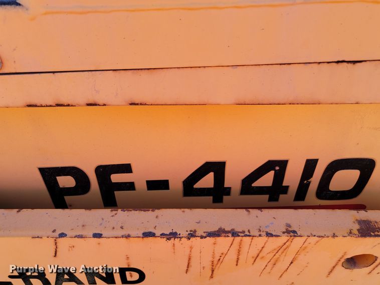 image for item JC9687 Blaw-Knox PF4410  paver