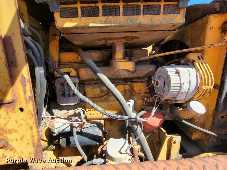 image for item JC9688 (2) pieces of construction equipment