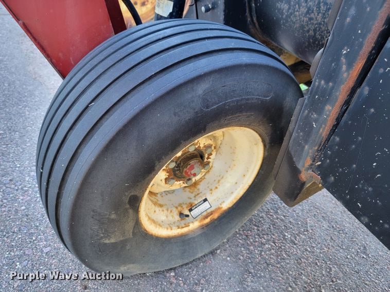 image for item JC9689 1999 MacDon 5000  windrower