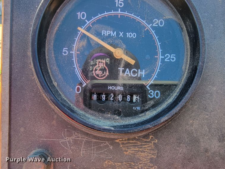 image for item JC9690 1995 Blaw-Knox PF161  paver