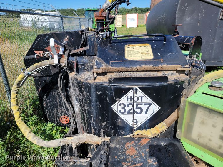 image for item JC9691 2008 Cimline 150 Matrix  melter applicator