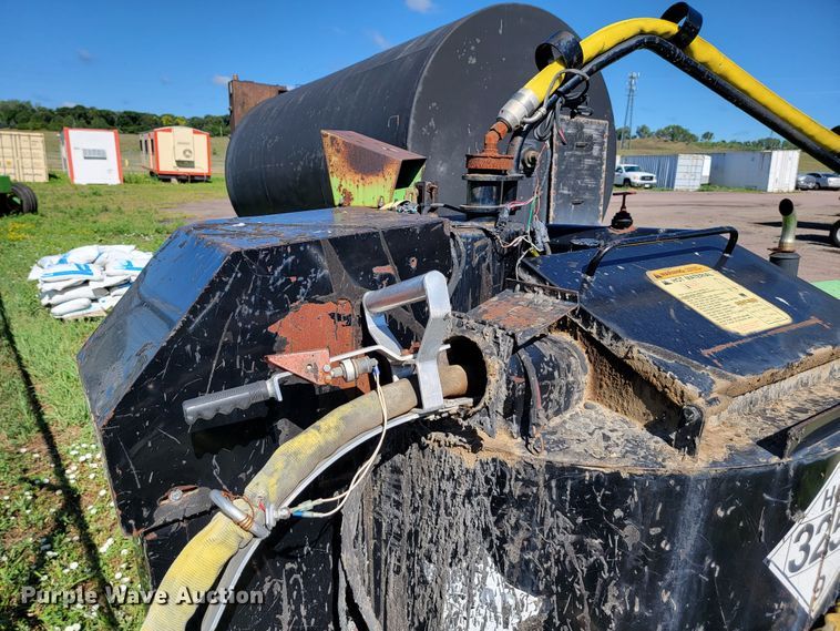 image for item JC9691 2008 Cimline 150 Matrix  melter applicator