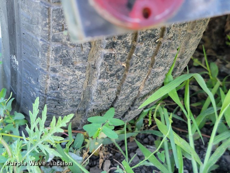 image for item JC9691 2008 Cimline 150 Matrix  melter applicator