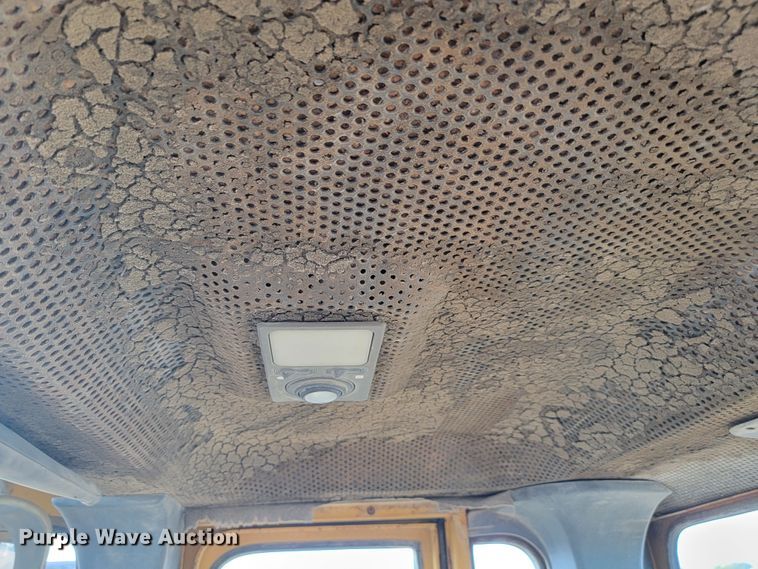 image for item JC9698 1989 Fiat-Allis FR12B  wheel loader