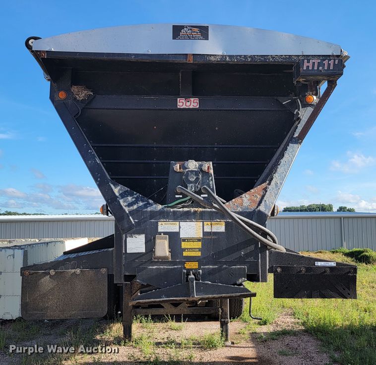 image for item JC9699 2001 Red River OLB326  live bottom trailer