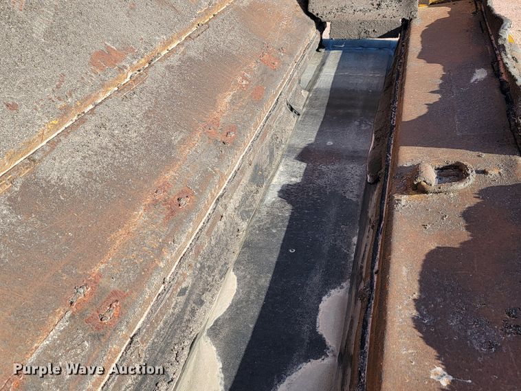 image for item JC9700 1987 Blaw-Knox RW100A  road widener