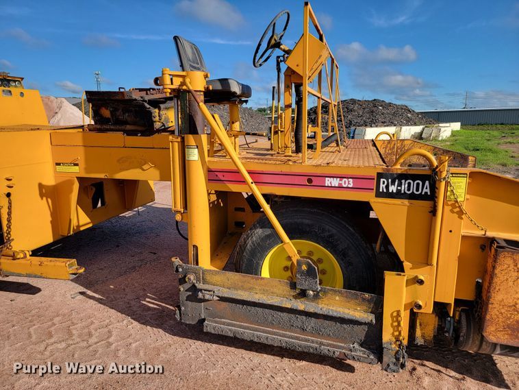 image for item JC9700 1987 Blaw-Knox RW100A  road widener