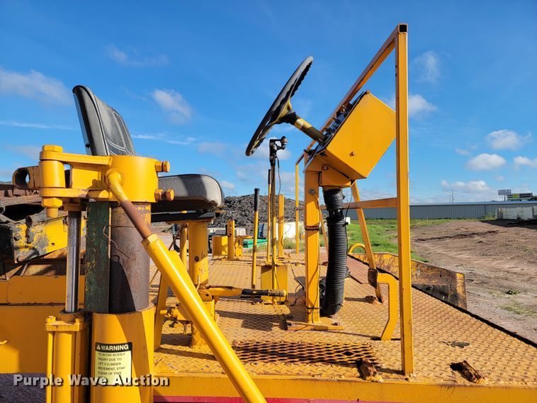 image for item JC9700 1987 Blaw-Knox RW100A  road widener