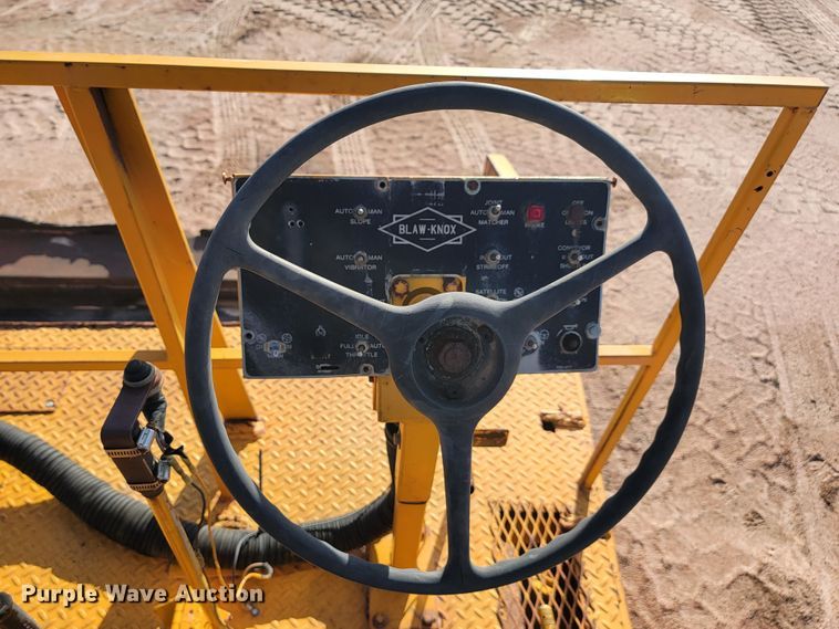 image for item JC9700 1987 Blaw-Knox RW100A  road widener