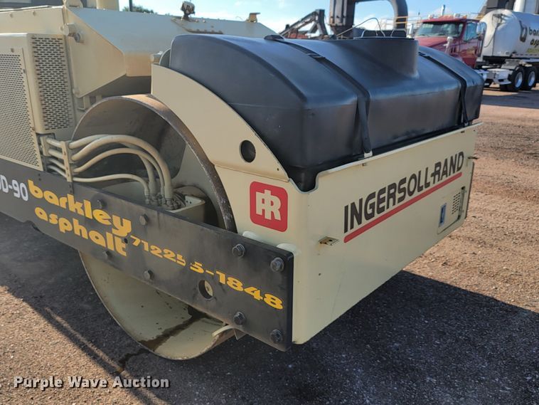 image for item JC9702 Ingersoll Rand DD90  double drum vibratory roller