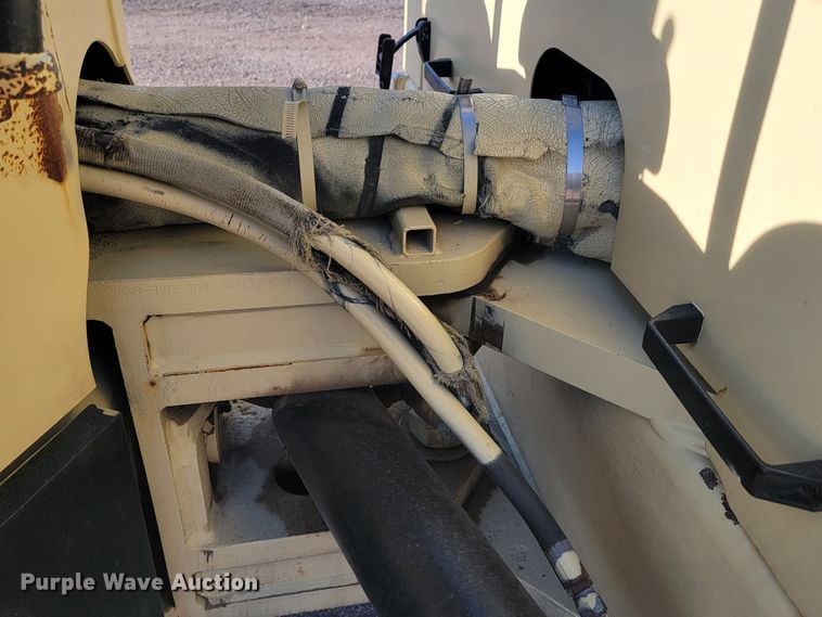 image for item JC9702 Ingersoll Rand DD90  double drum vibratory roller