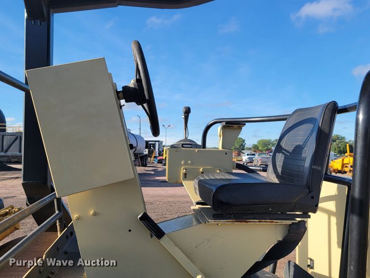 image for item JC9702 Ingersoll Rand DD90  double drum vibratory roller